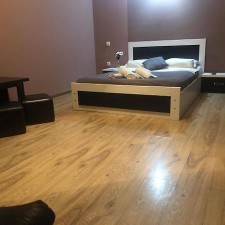 Hotel Polo Tbilisi Bagian luar foto