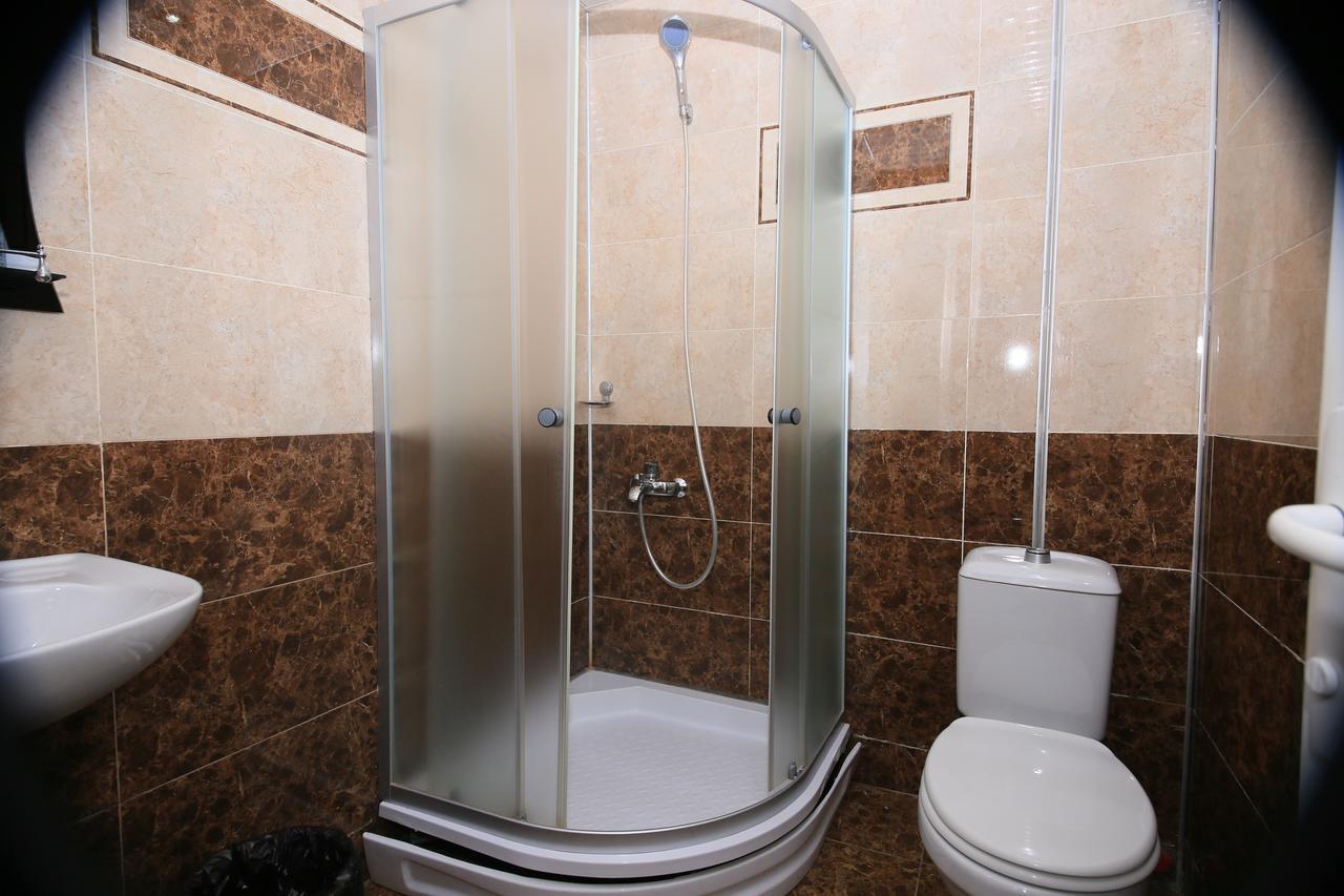 Hotel Polo Tbilisi Bagian luar foto