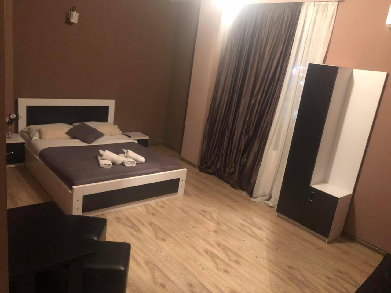 Hotel Polo Tbilisi Bagian luar foto