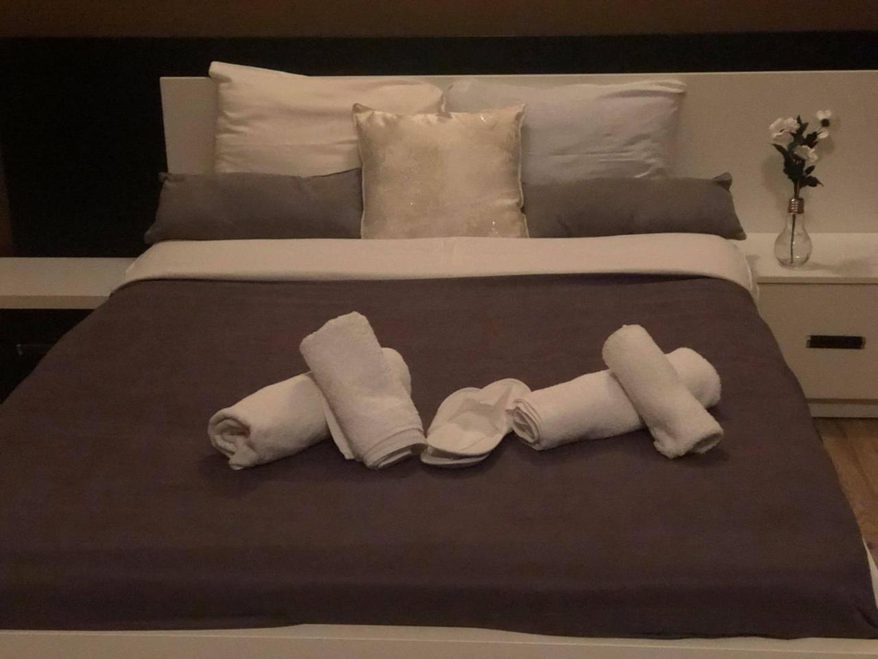 Hotel Polo Tbilisi Bagian luar foto