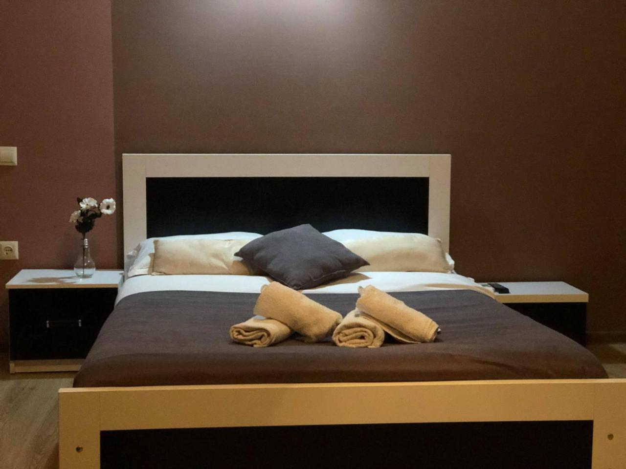 Hotel Polo Tbilisi Bagian luar foto