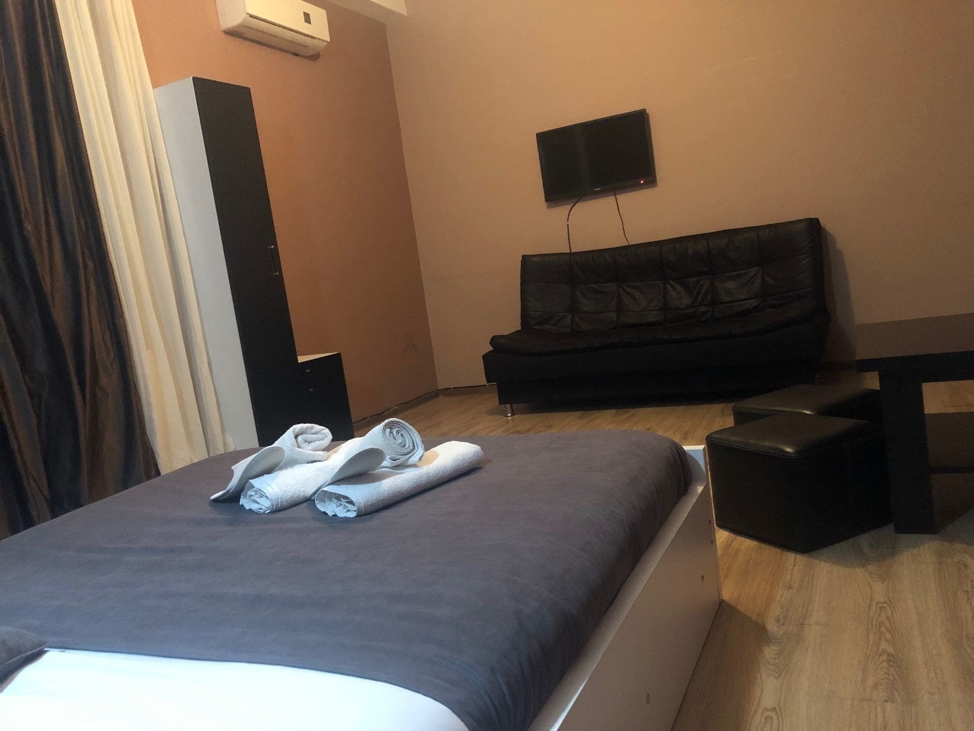 Hotel Polo Tbilisi Bagian luar foto